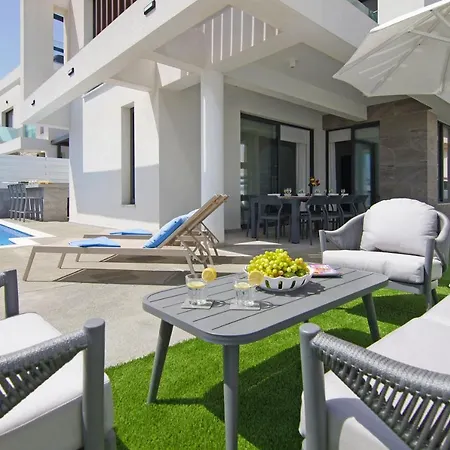 Villa Queen Valeria Protaras Exterior photo